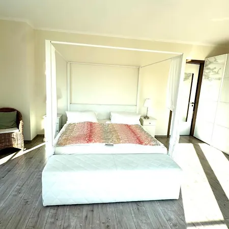 Altes Land فندق مبيت وإفطار 4*
